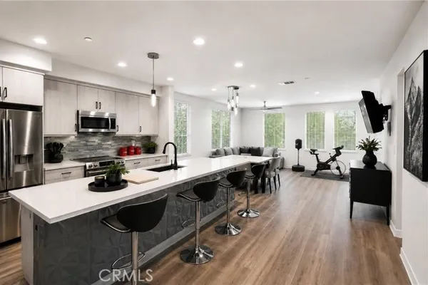105 GALAXIE DR