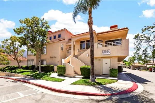 3140 CASTELAR CT 201