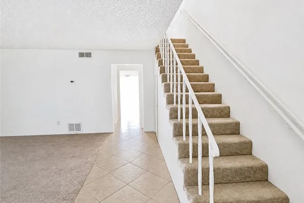 139 E CYPRESS AVE