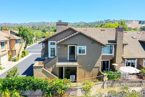 8123 E OAK RIDGE CIR
