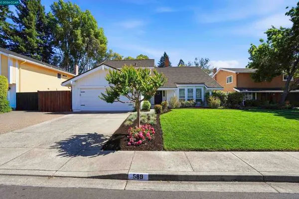 589 ZEPHYR CIR
