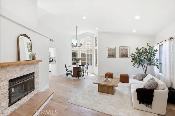 3202 ANGELENO PL