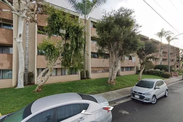 4041 OAKCREST DR 307