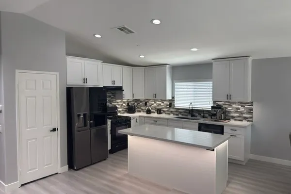 7347 FERNWOOD CT