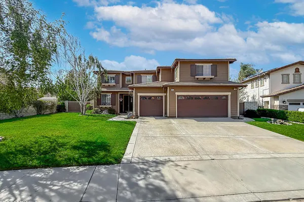 215 SOUTHCREST PL