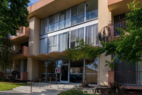 855 VICTOR AVE 217