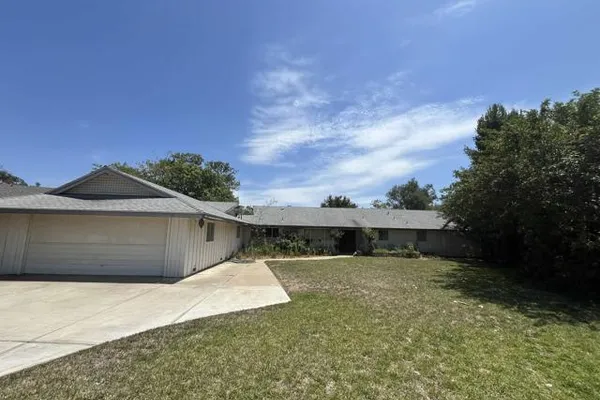 2829 GOLFVIEW DR