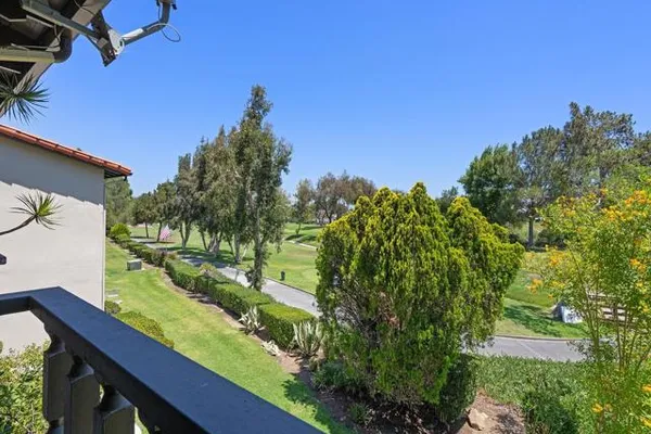 12140 RANCHO BERNARDO RD B