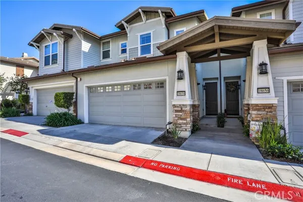18658 CLUBHOUSE DR