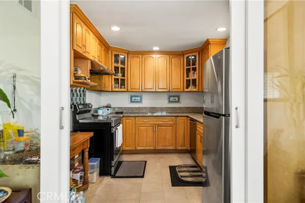 777 E VALLEY BLVD 89