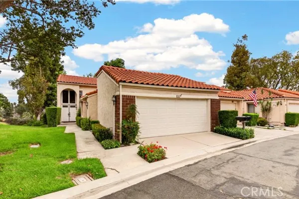 636 COLONIAL CIR