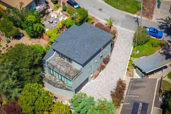 315 LOS ALTOS DR