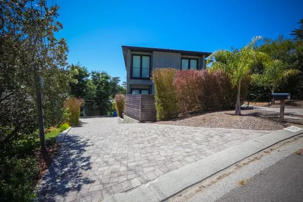 315 LOS ALTOS DR