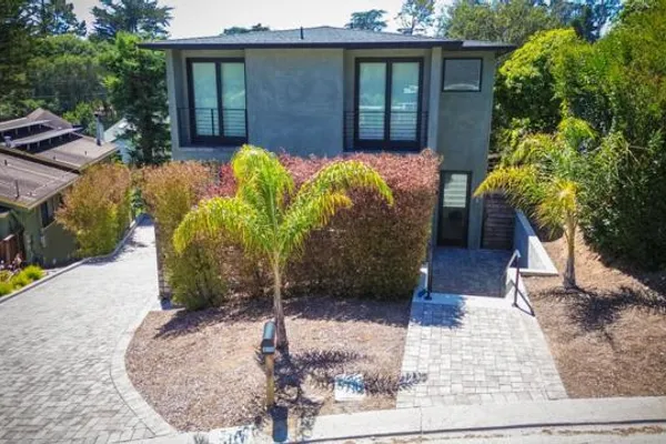 315 LOS ALTOS DR