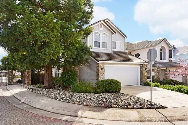 5601 GRAND VIEW CT