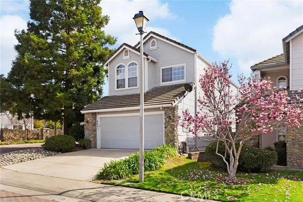 5601 GRAND VIEW CT