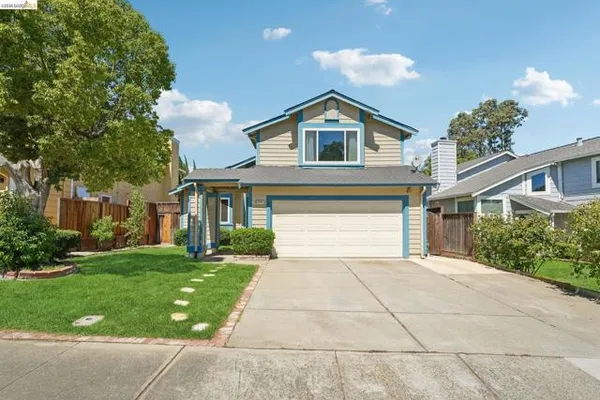 2840 HONEYSUCKLE CIR