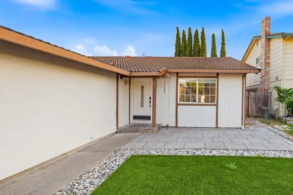8398 CYPRESS CT