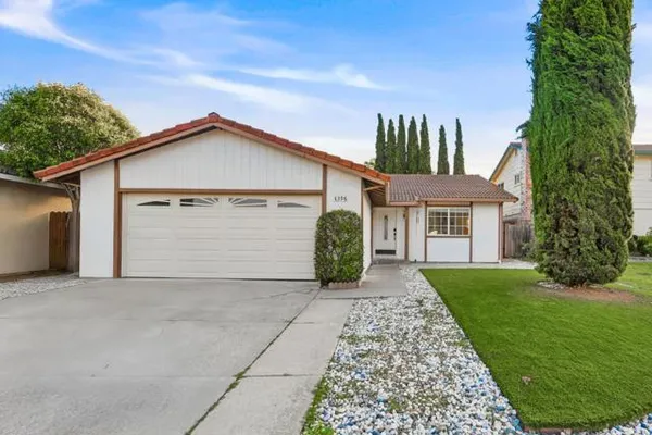 8398 CYPRESS CT