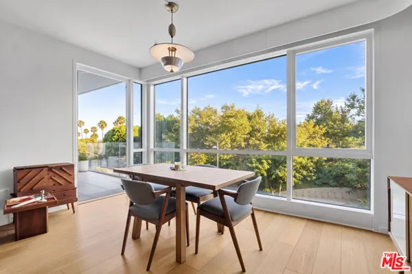 1705 OCEAN AVE 311