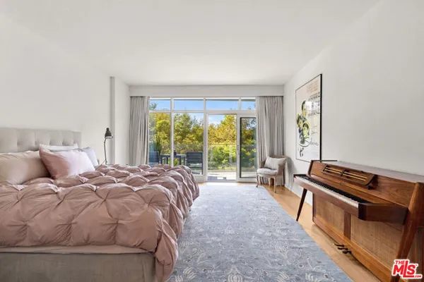 1705 OCEAN AVE 311