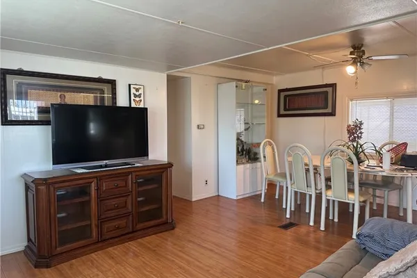 4117 W MCFADDEN SPC #412