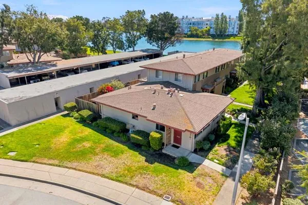 1576 MARINA CT A