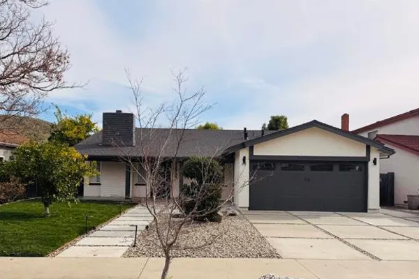 174 CHELTENHAM PL