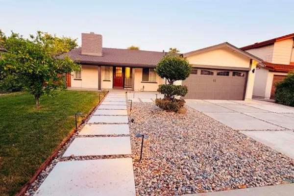 174 CHELTENHAM PL