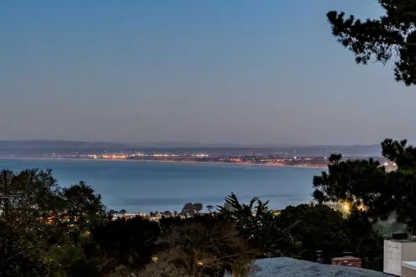 25 CIELO VISTA DR
