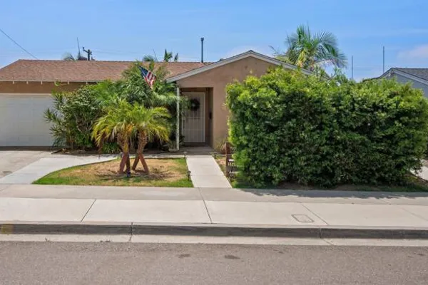 3346 CHEYENNE AVE