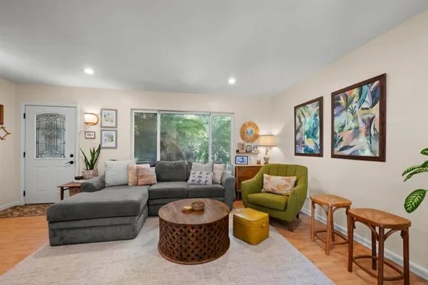 3346 CHEYENNE AVE