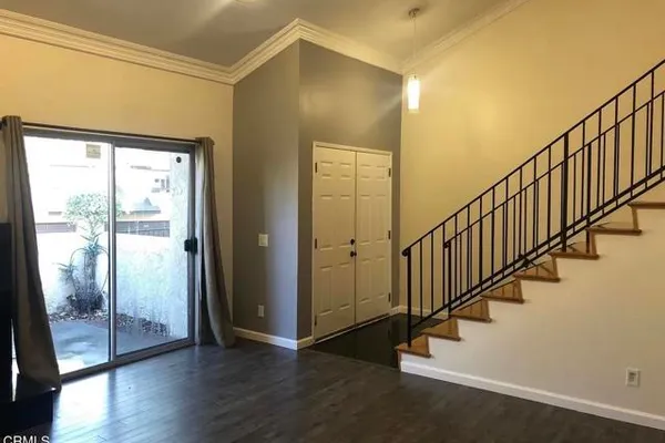 2214 CALLE JALAPA
