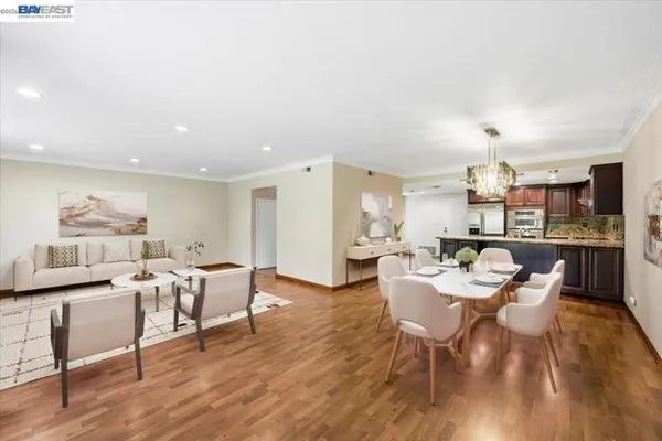 105 ROSARIO CT