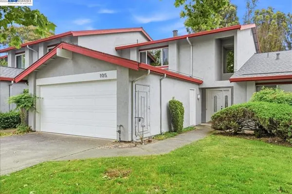 105 ROSARIO CT