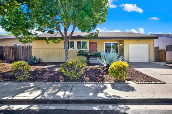 13351 SILVER LAKE DR