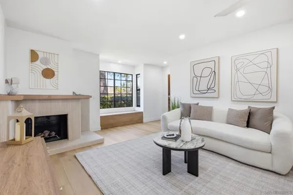 4044 CRYSTAL DAWN LN 103