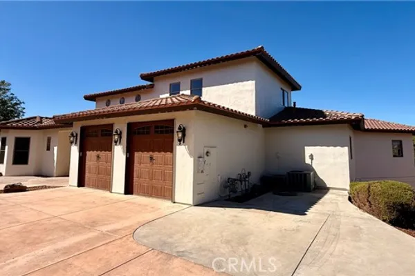 2040 VISTA DE LA VINA