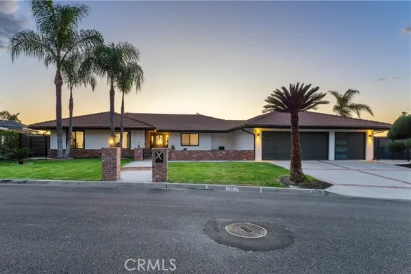 663 S RANCHO SIMI DR