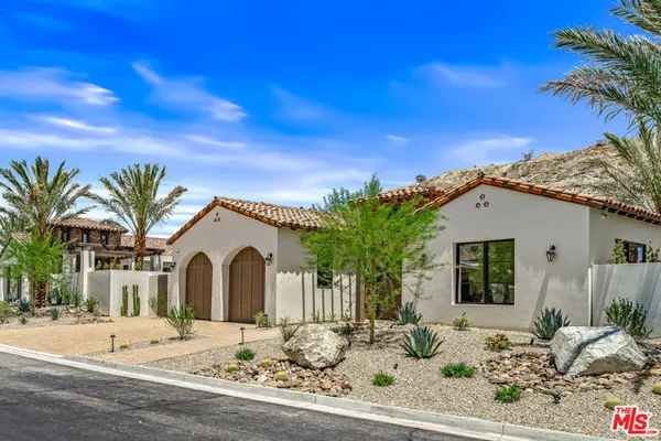 22 SANTA ROSA MOUNTAIN LN