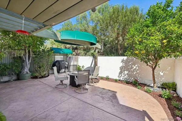 4885 TINASA WAY
