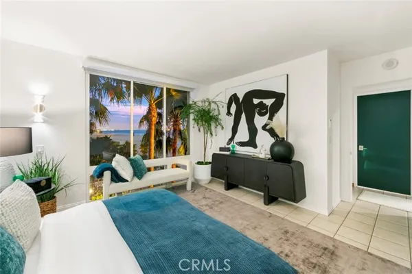 850 E OCEAN BLVD 205