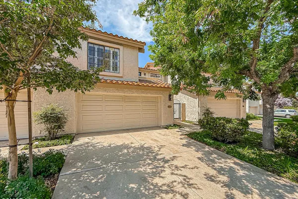 441 CHERRY HILLS LN