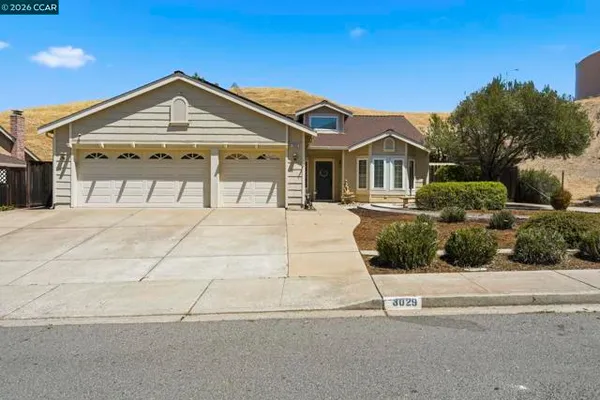3029 LARKSPUR DR