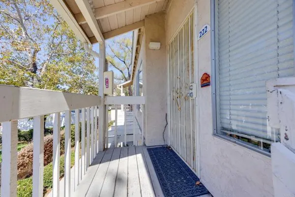201 DIAMOND WAY 222