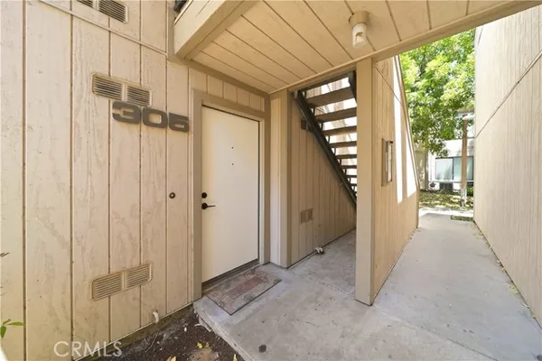 600 CENTRAL AVE 305