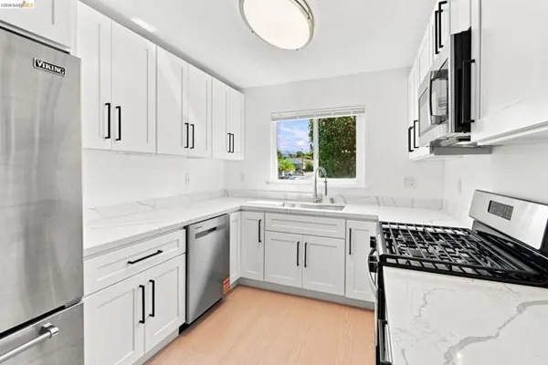 1151 SERENO DR