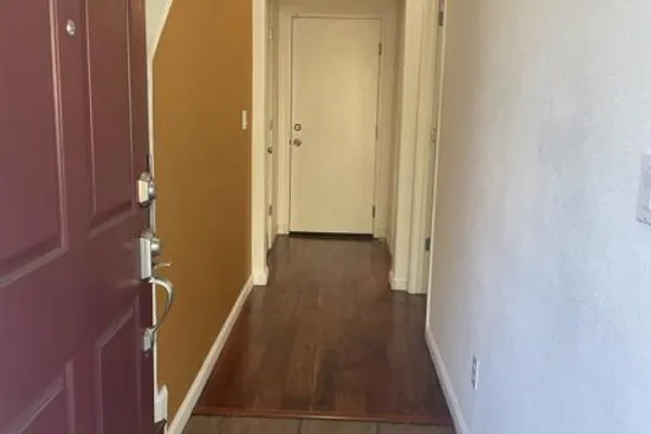 487 METRO WALK WAY