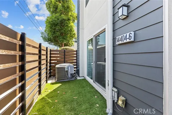 14404 KIWI LN 6