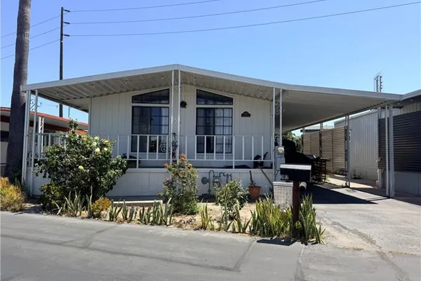 4117 W MCFADDEN AVE SPC 302